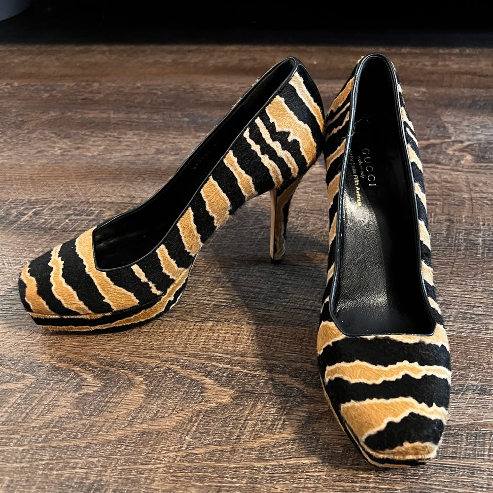 Gucci Pumps Heels Pony Hair Zebra Black Tan 38  5.5